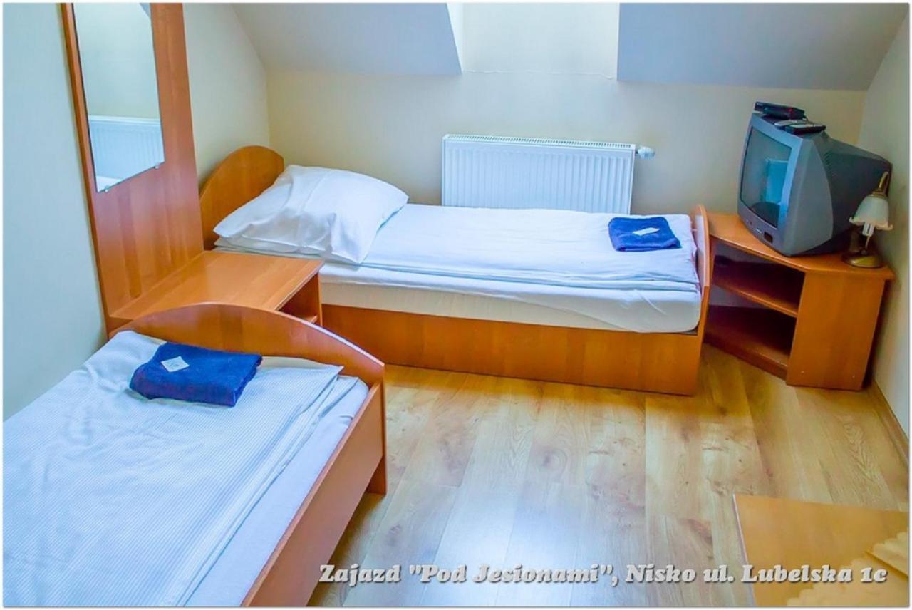 Zajazd Pod Jesionami Nisko Luaran gambar