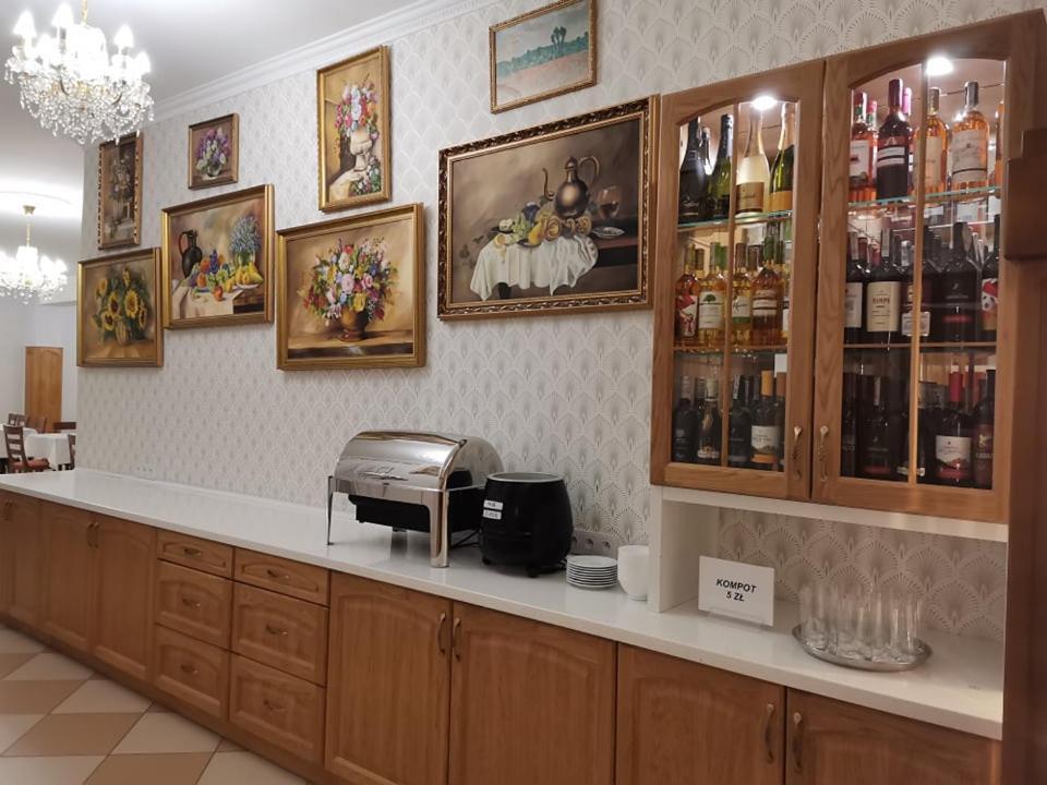Zajazd Pod Jesionami Nisko Luaran gambar